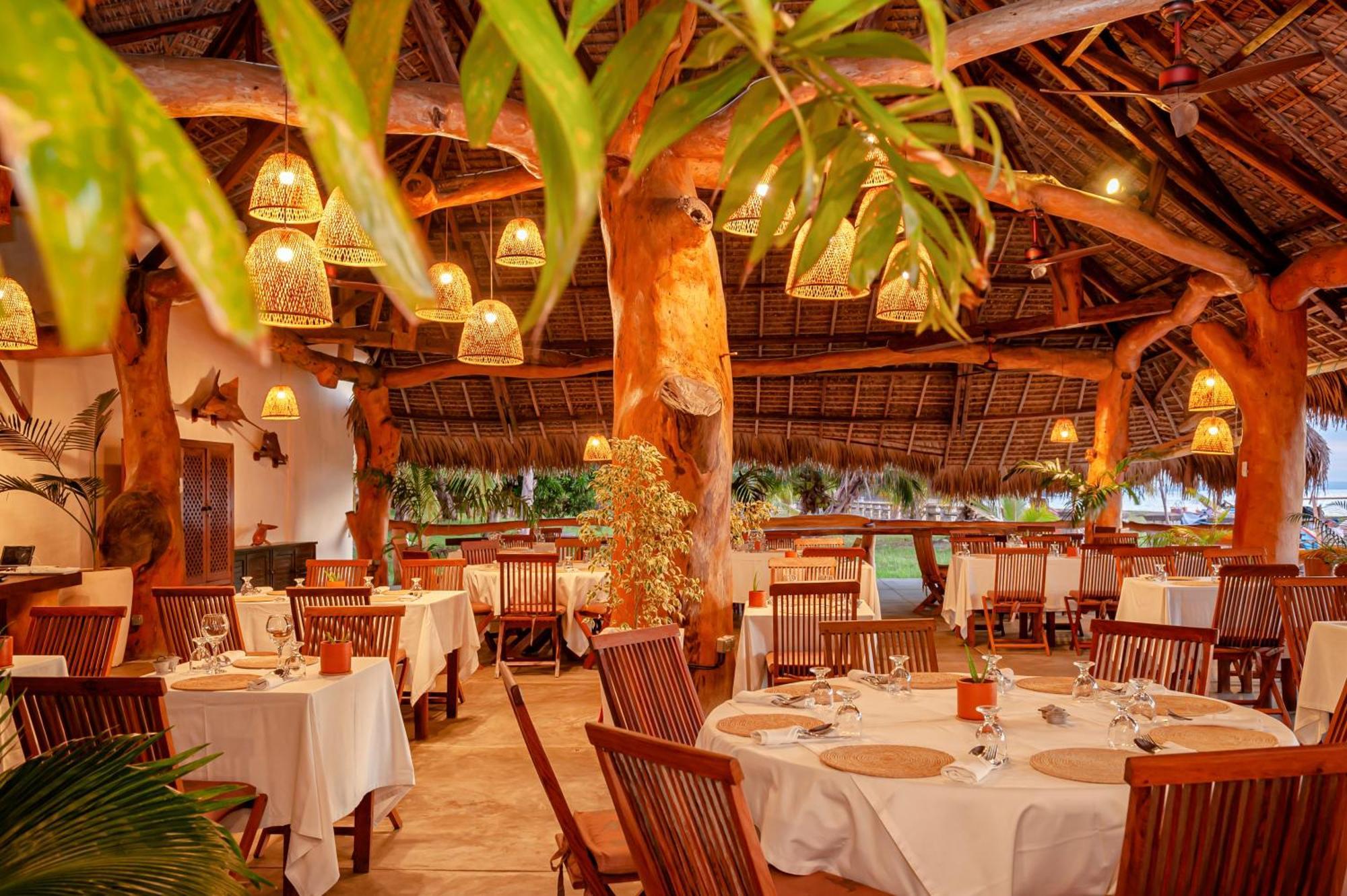 Nosy Be Hotel & Spa Ambondrona  Exterior photo