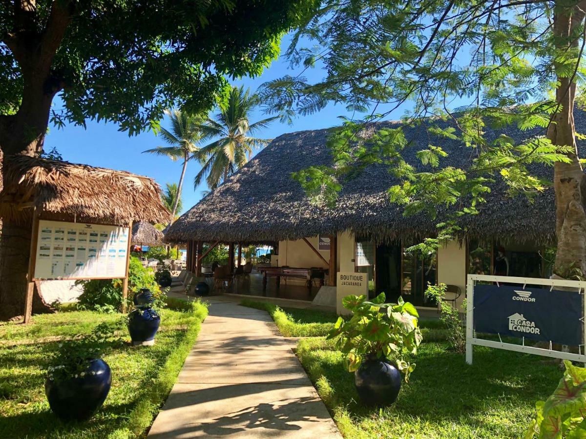 Nosy Be Hotel & Spa Ambondrona  Exterior photo